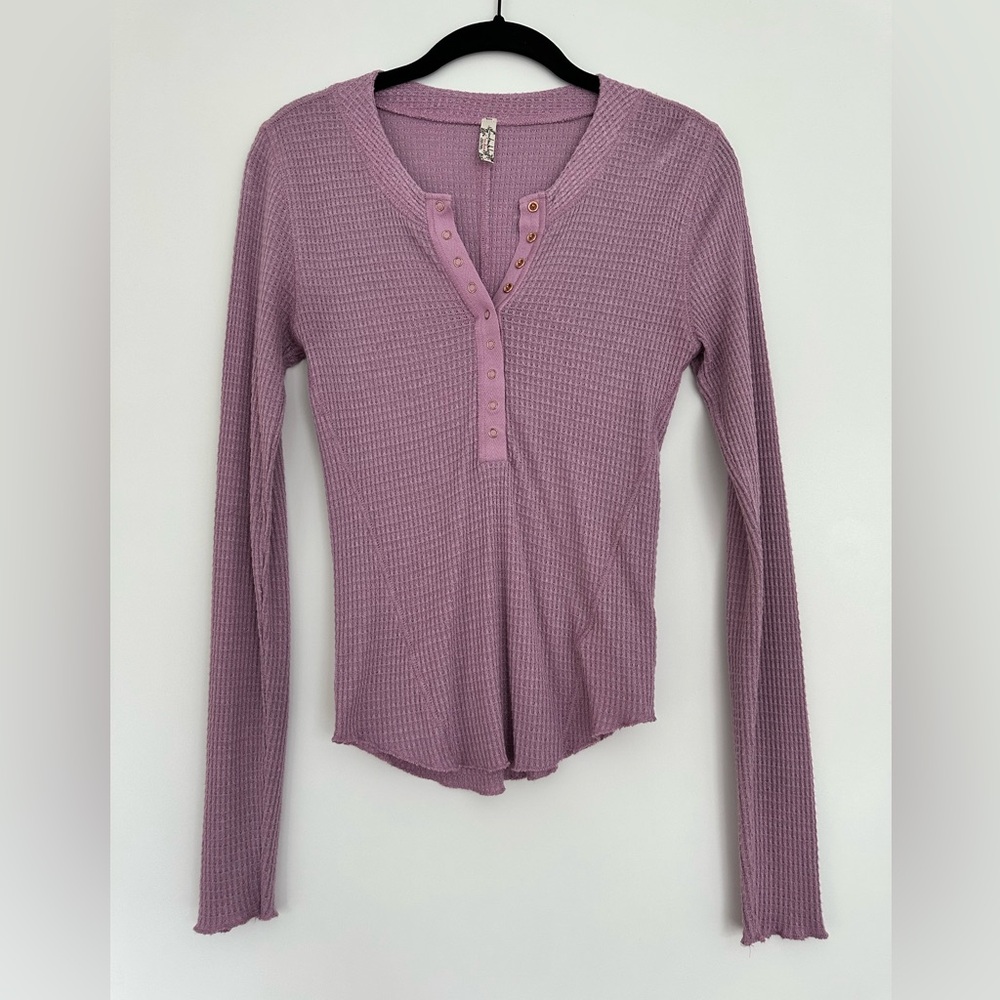 Free people long sleeve thermal Henley light purple